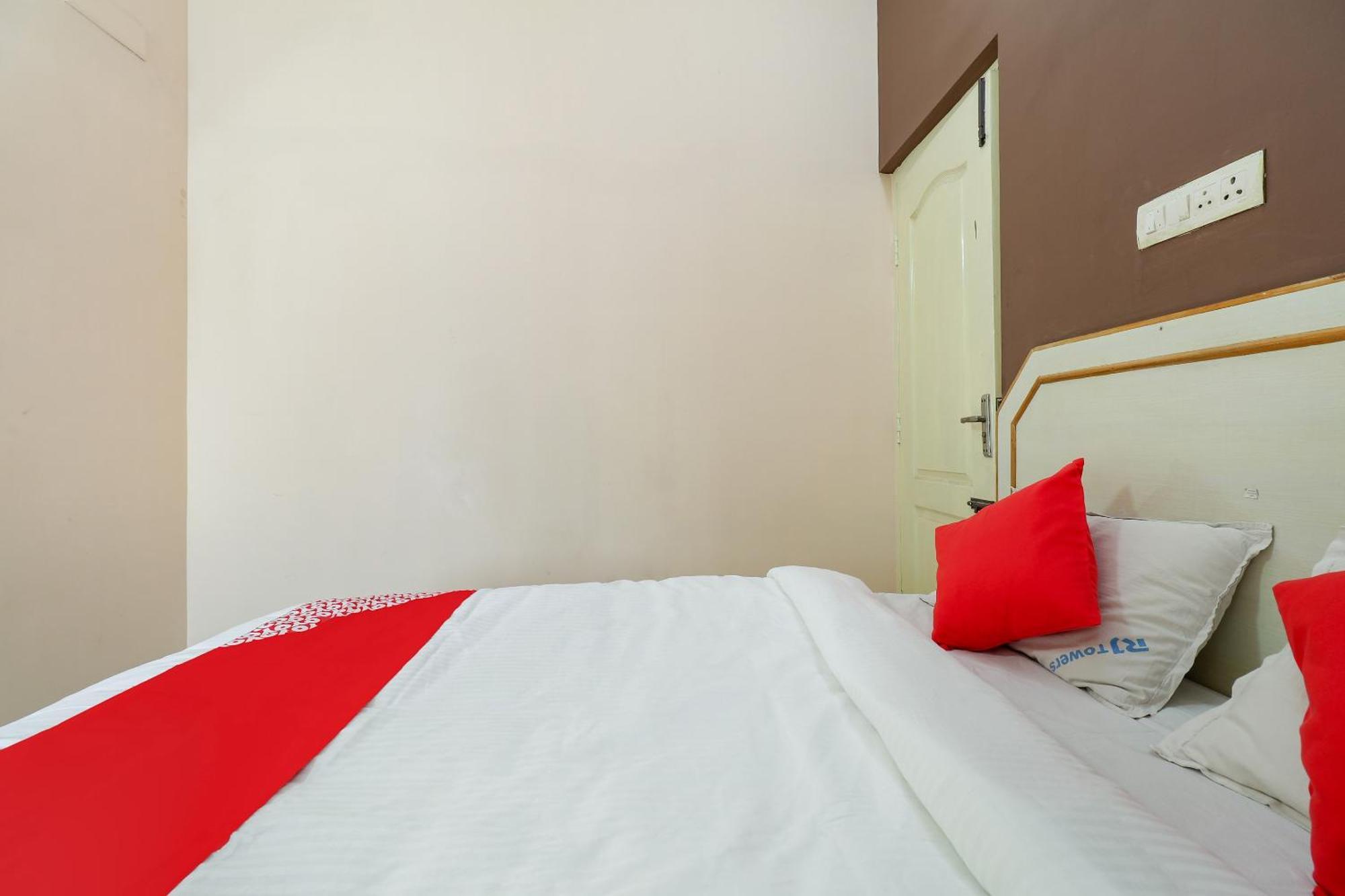 Super Hotel O Rj Tower Tallākulam المظهر الخارجي الصورة